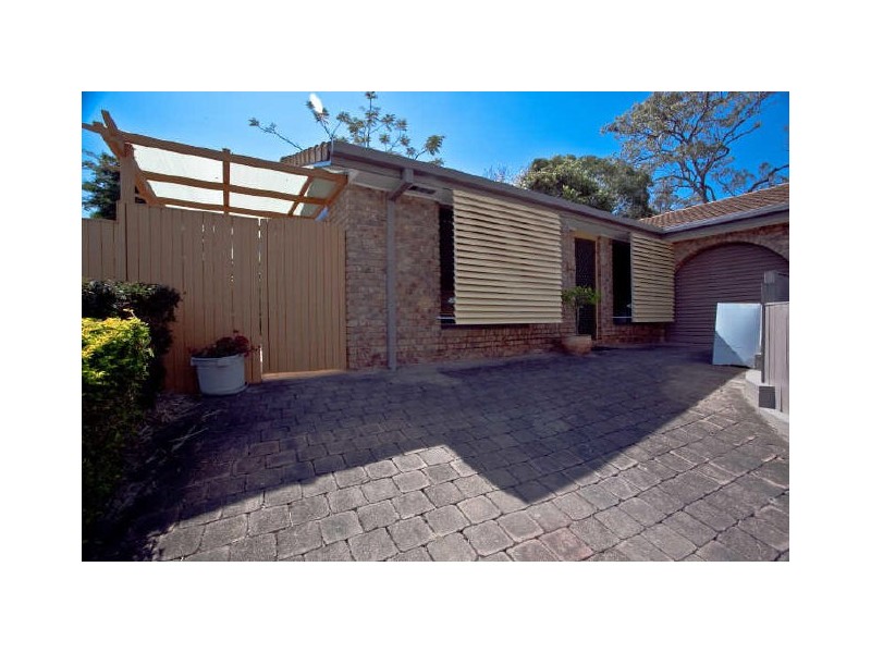 2/8 Gardiners Place, Southport QLD 4215