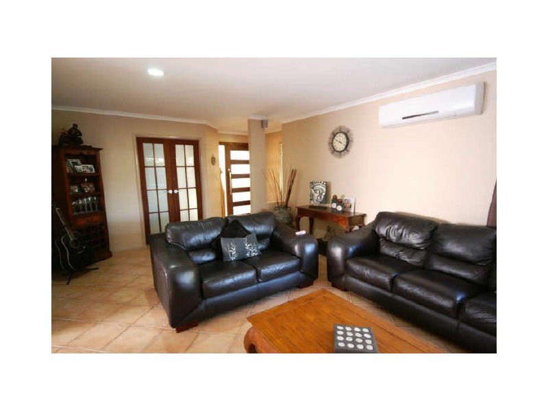 17 Avonbury Court, Carrara QLD 4211