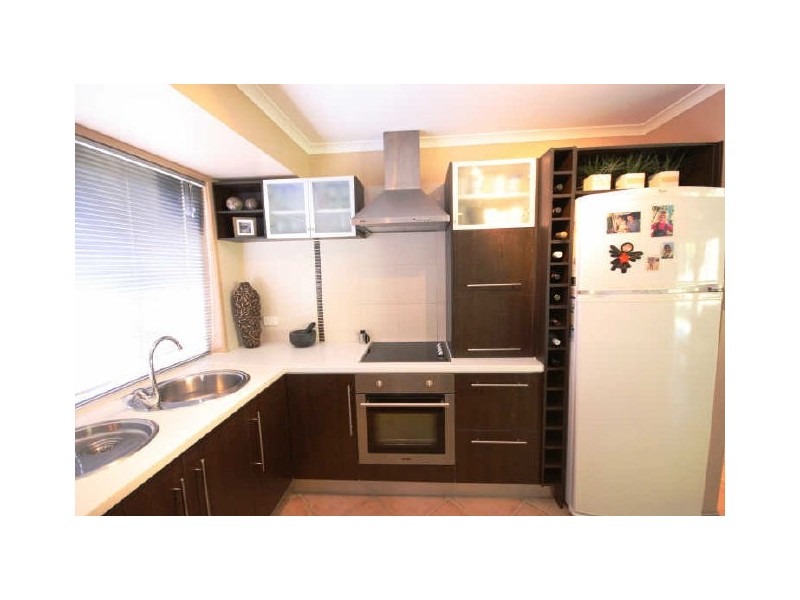 17 Avonbury Court, Carrara QLD 4211