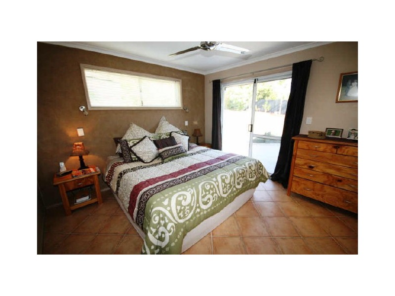 17 Avonbury Court, Carrara QLD 4211