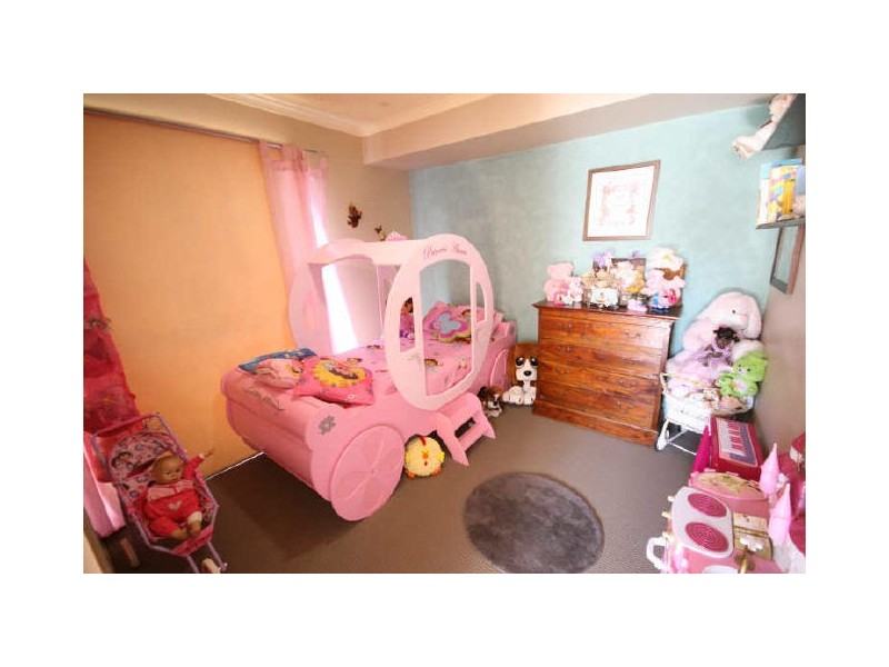 17 Avonbury Court, Carrara QLD 4211