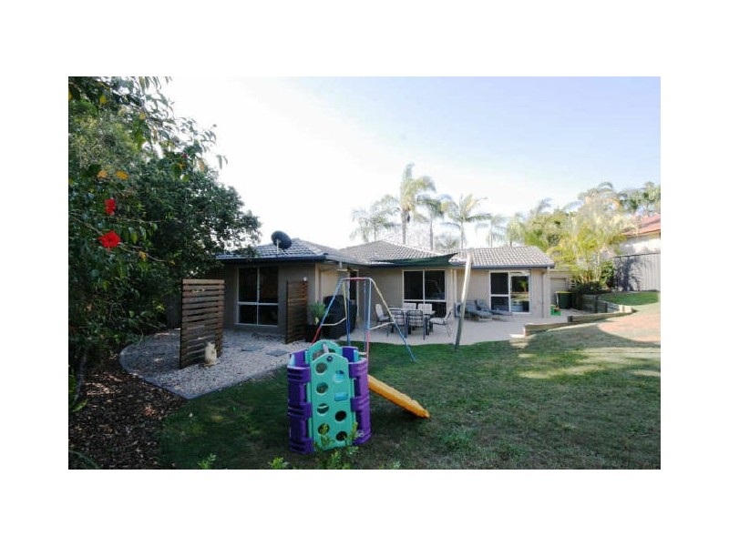 17 Avonbury Court, Carrara QLD 4211