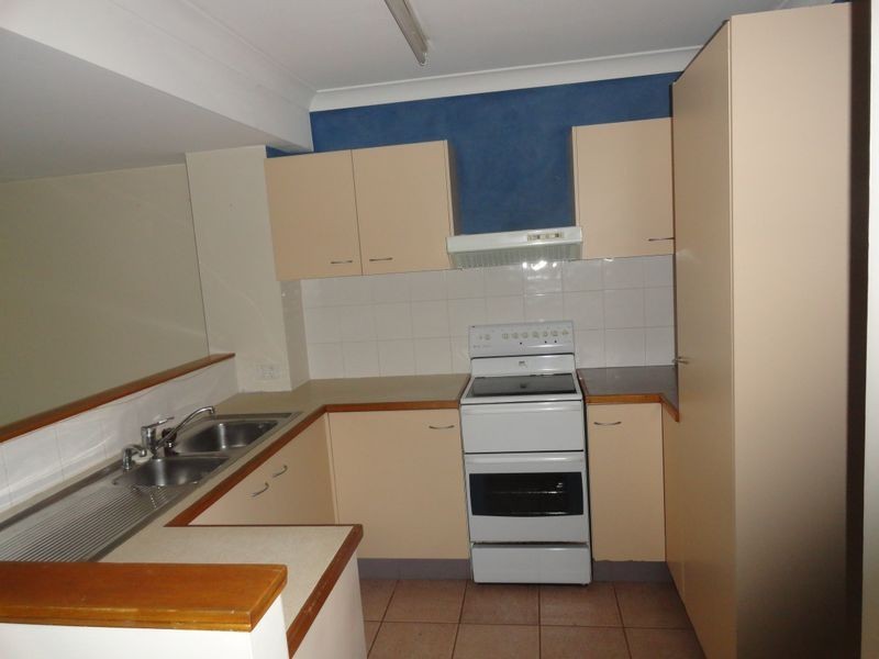 10 Marigol 67 Nerang Street, Nerang QLD 4211