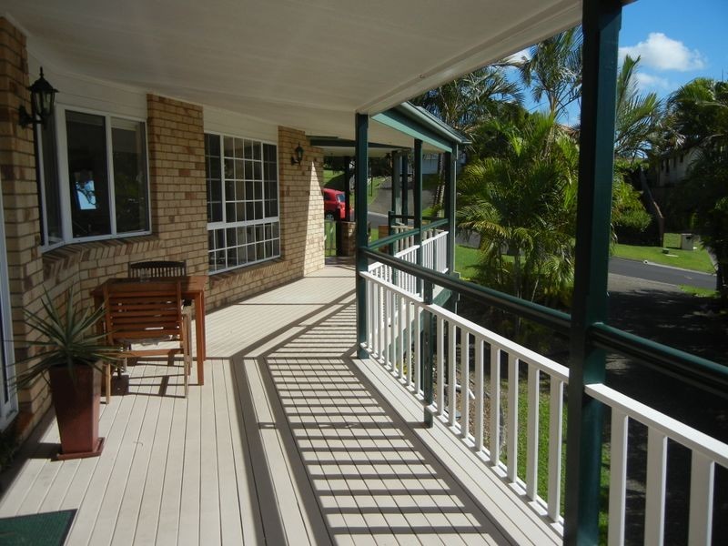 4 Nottingham Place, Highland Park QLD 4211