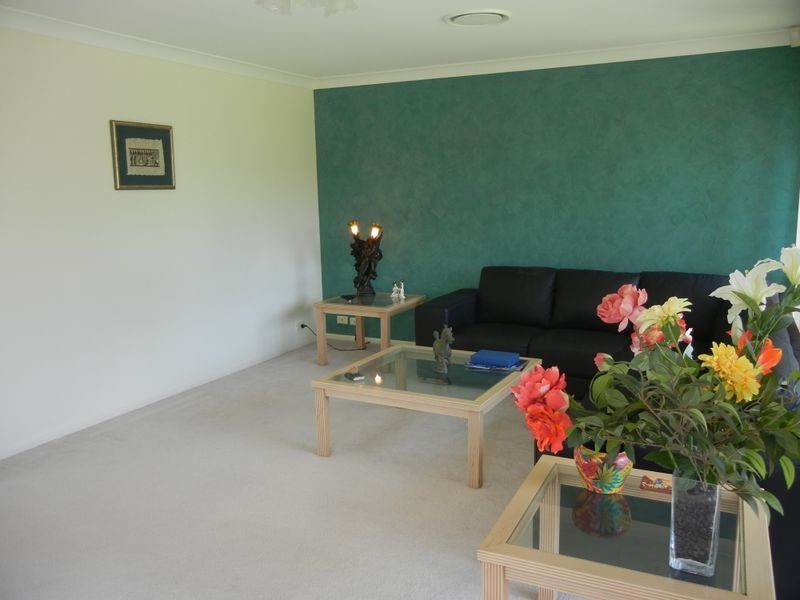 4 Nottingham Place, Highland Park QLD 4211