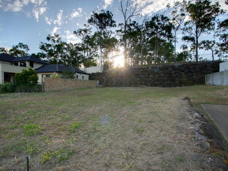 20 Chevron Rise, Highland Park QLD 4211