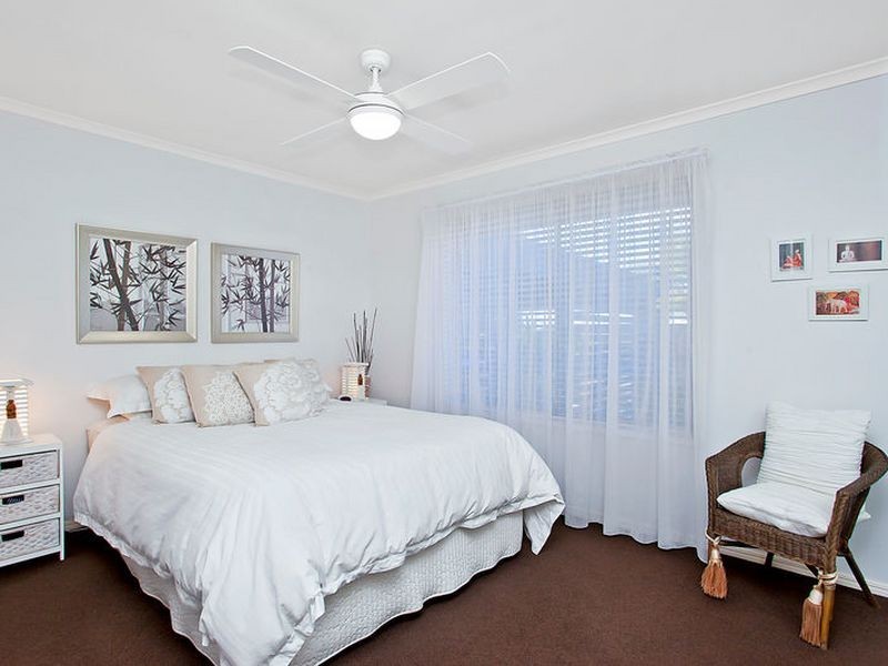 3 Quigan Terrace, Highland Park QLD 4211