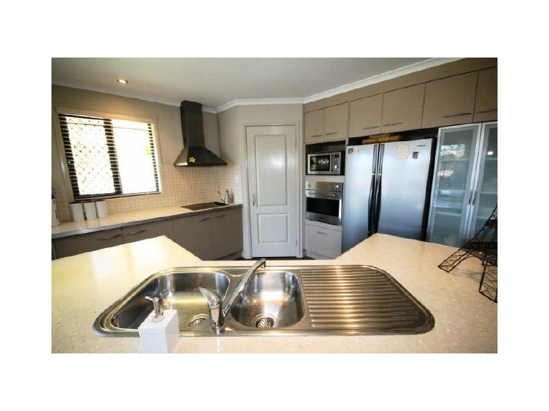 17 Moondani Drive, Nerang QLD 4211