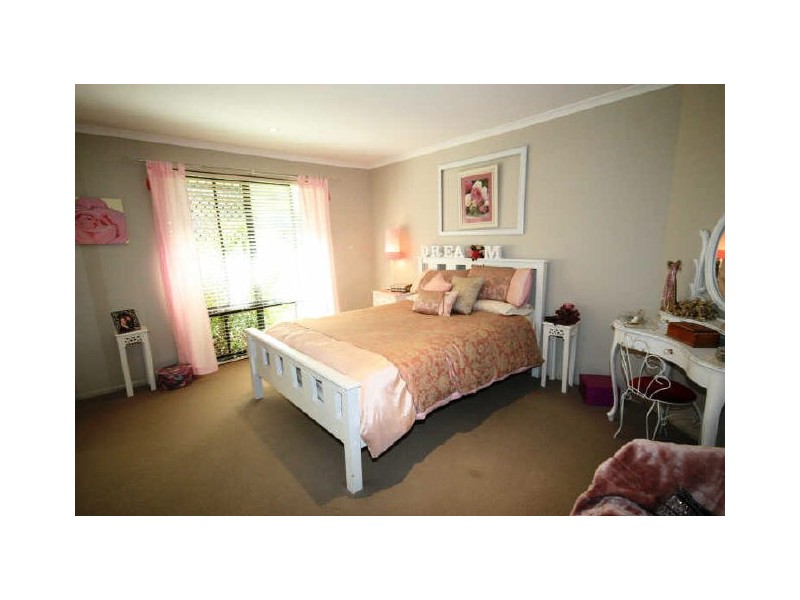 17 Moondani Drive, Nerang QLD 4211