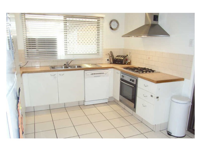 85 Hansford Road, Coombabah QLD 4216