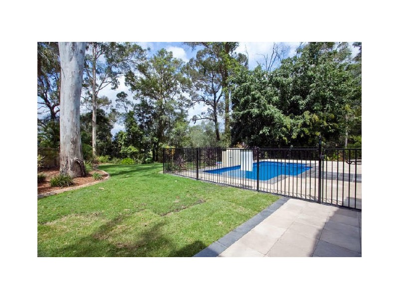 22 Yarraowee Drive, Nerang QLD 4211