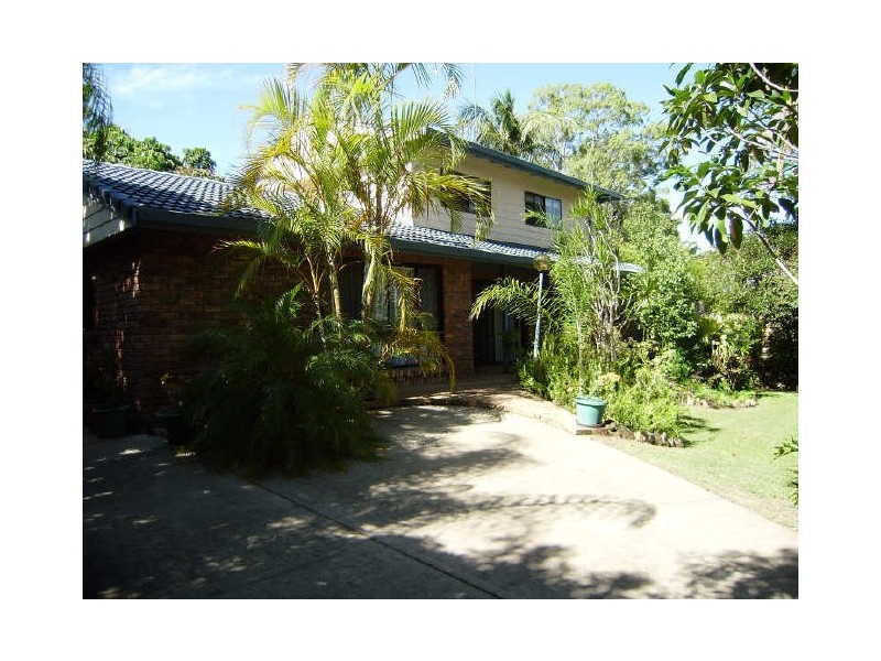 15 Yarraowee Drive, Nerang QLD 4211