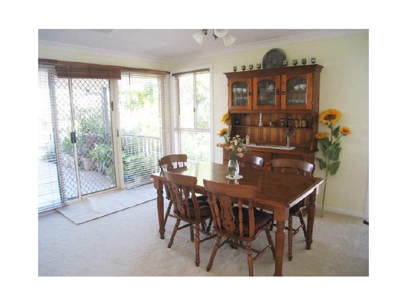 2 Hampstead Court, Highland Park QLD 4211