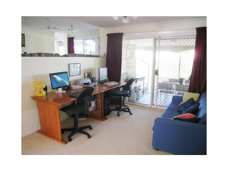 2 Hampstead Court, Highland Park QLD 4211