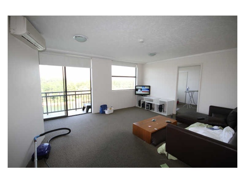 621/25 Lake Orr Drive, Robina QLD 4226