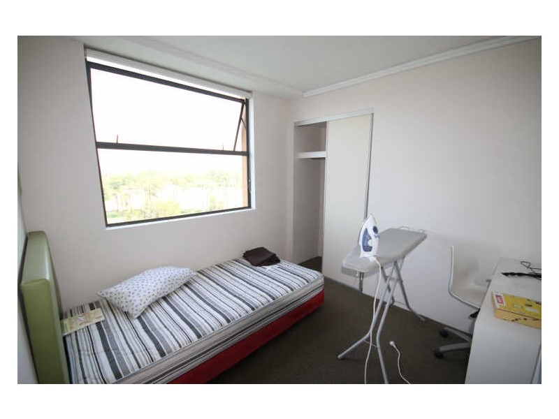 621/25 Lake Orr Drive, Robina QLD 4226