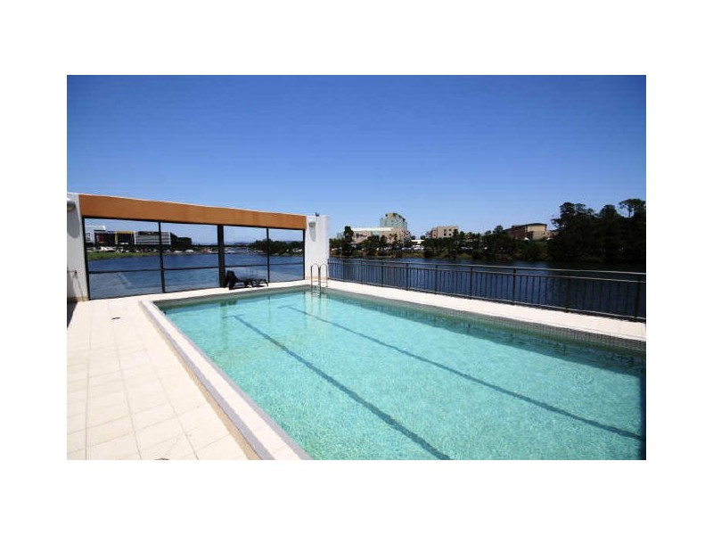 621/25 Lake Orr Drive, Robina QLD 4226