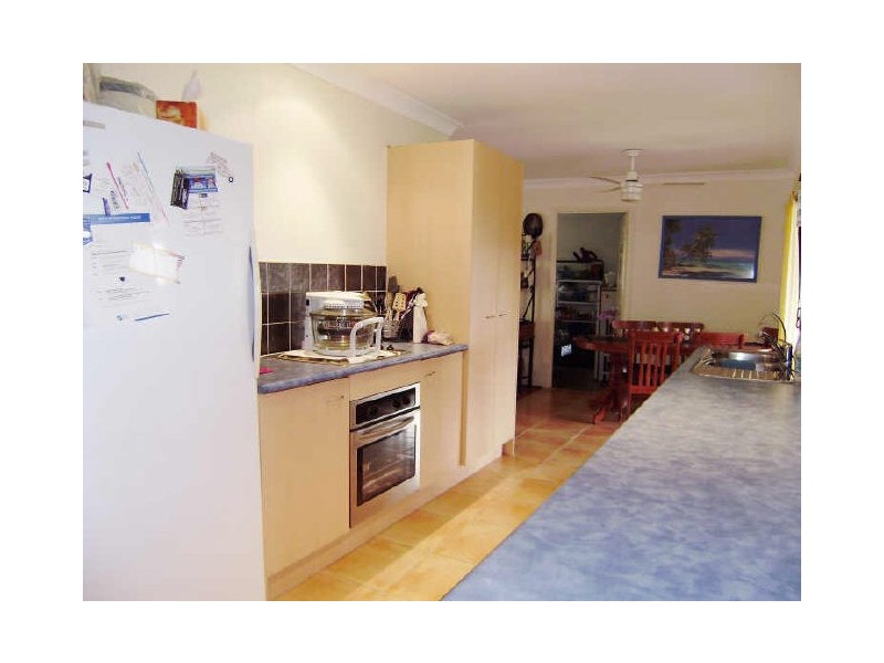 81 Paddington Drive, Carrara QLD 4211