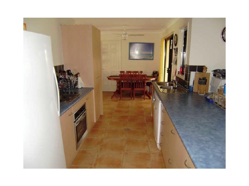 81 Paddington Drive, Carrara QLD 4211