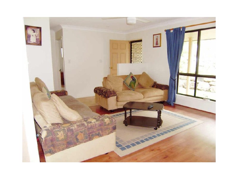 81 Paddington Drive, Carrara QLD 4211