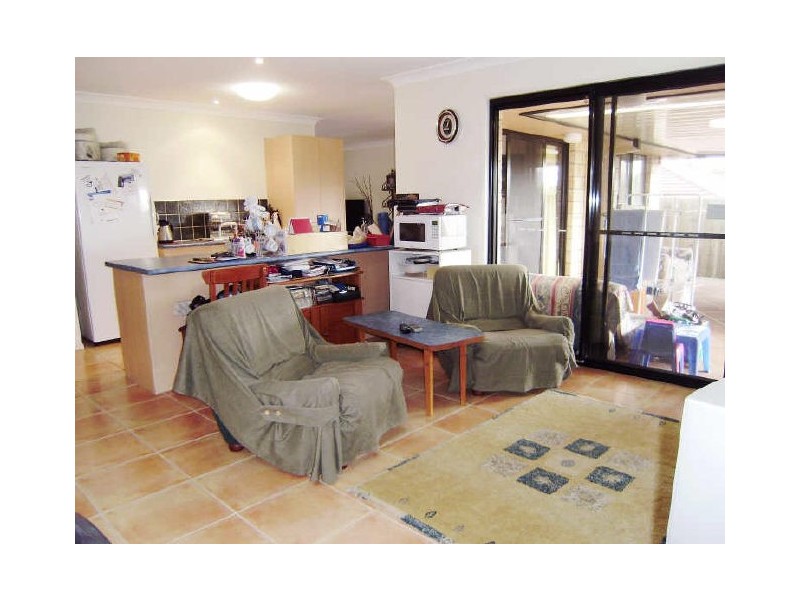 81 Paddington Drive, Carrara QLD 4211