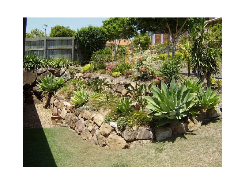 81 Paddington Drive, Carrara QLD 4211