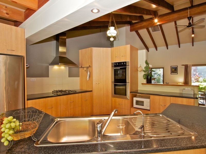 59 Alison Road, Carrara QLD 4211