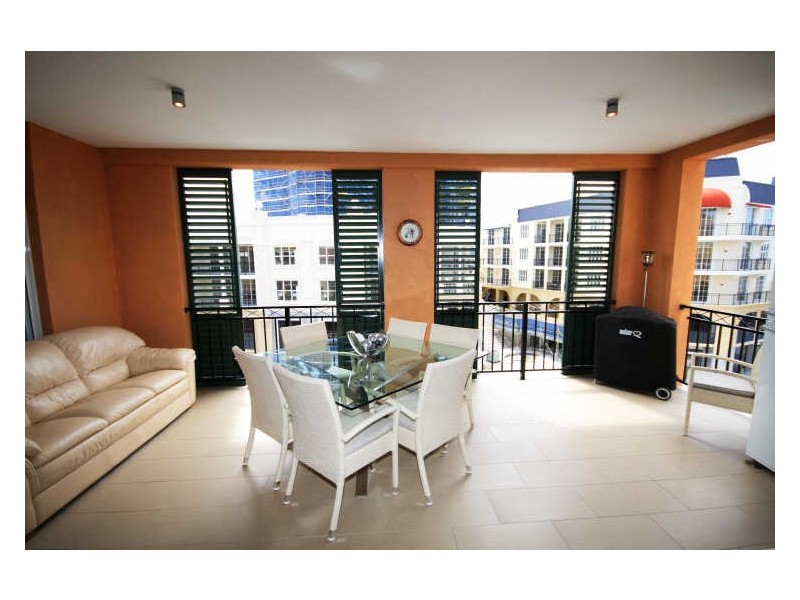 51/3030 The Boulevard Emerald Lakes, Carrara QLD 4211