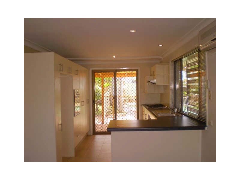 1 Rumbalara Street, Ashmore QLD 4214