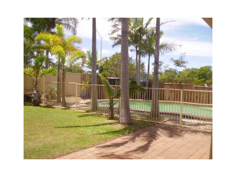 1 Rumbalara Street, Ashmore QLD 4214