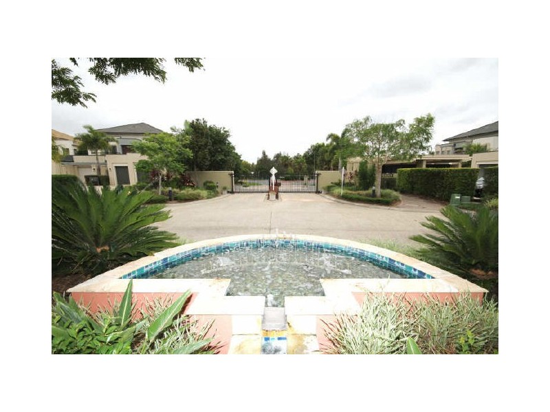 1048/1 The Cove Crescent, Carrara QLD 4211