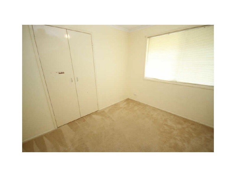 1 Leesa Court, Highland Park QLD 4211