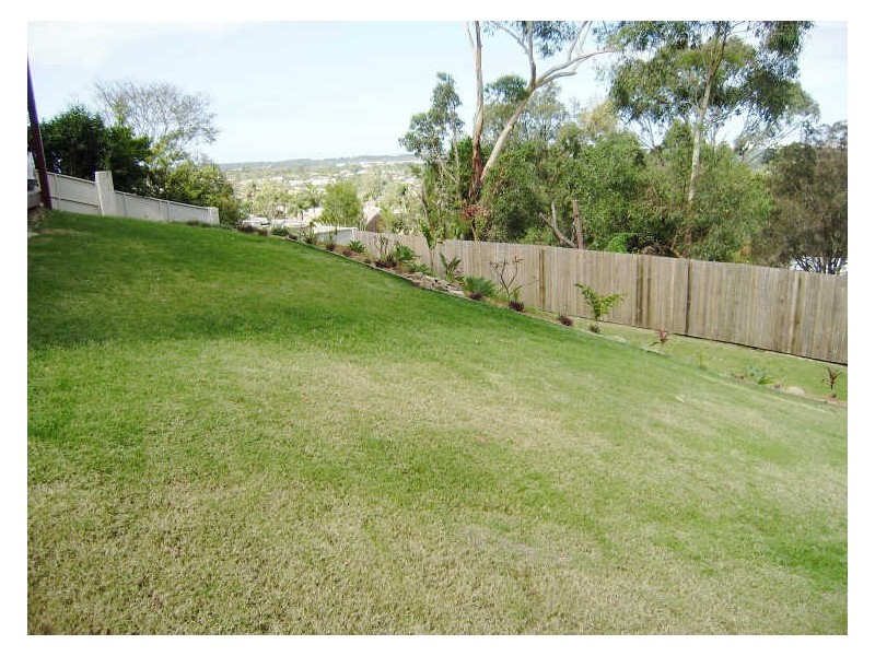 38 Convery Crescent, Highland Park QLD 4211