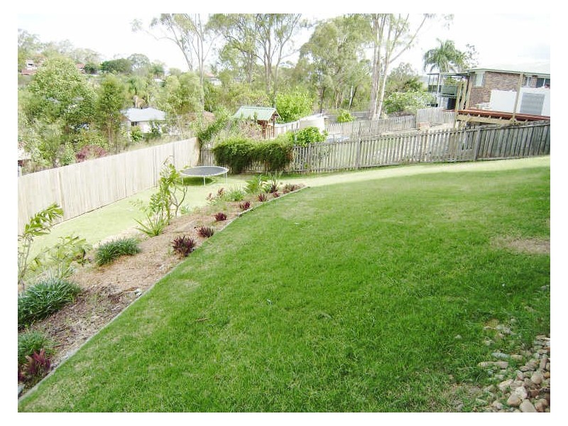 38 Convery Crescent, Highland Park QLD 4211
