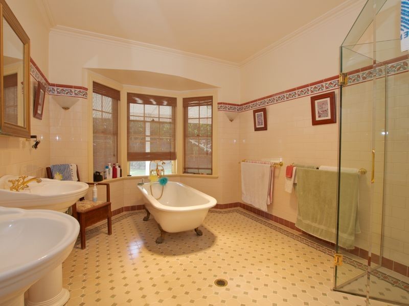 3 Donilla Place, Nerang QLD 4211