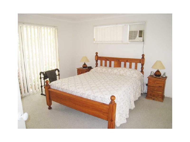 186 Alexander Drive, Highland Park QLD 4211