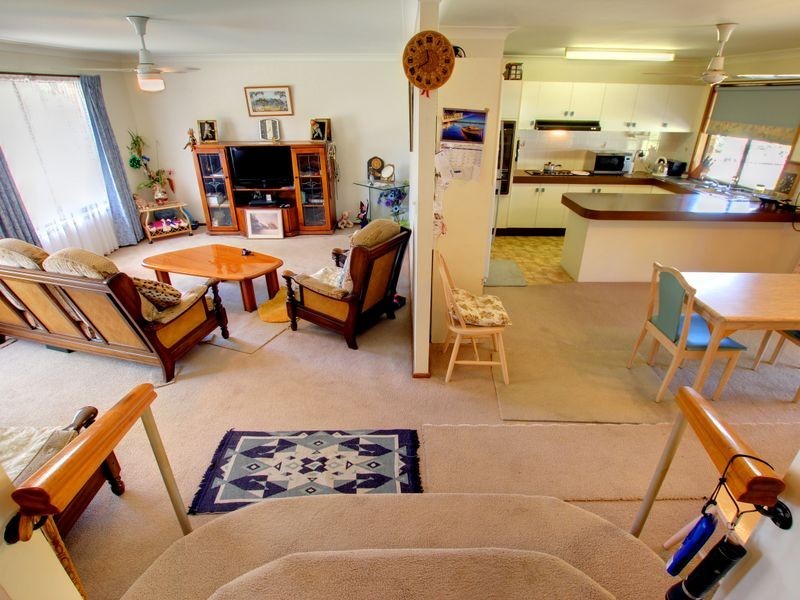 97 Hinkler Drive, Worongary QLD 4213