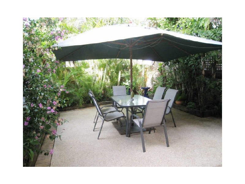 4/164 Alexander Drive, Highland Park QLD 4211