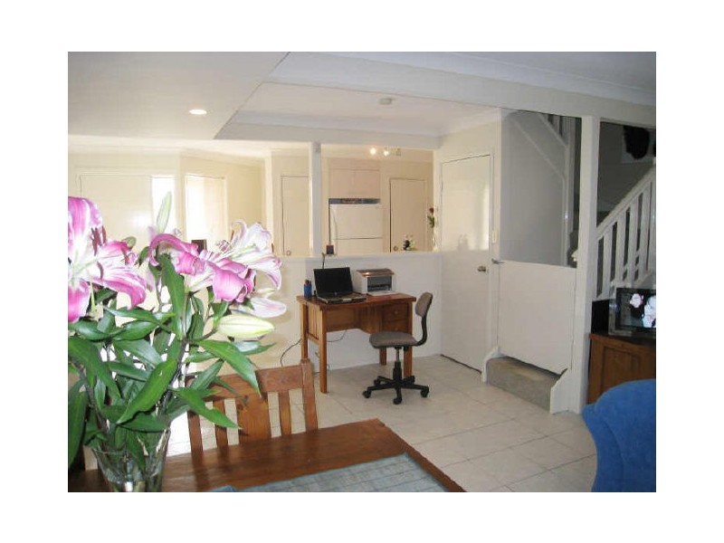 4/164 Alexander Drive, Highland Park QLD 4211