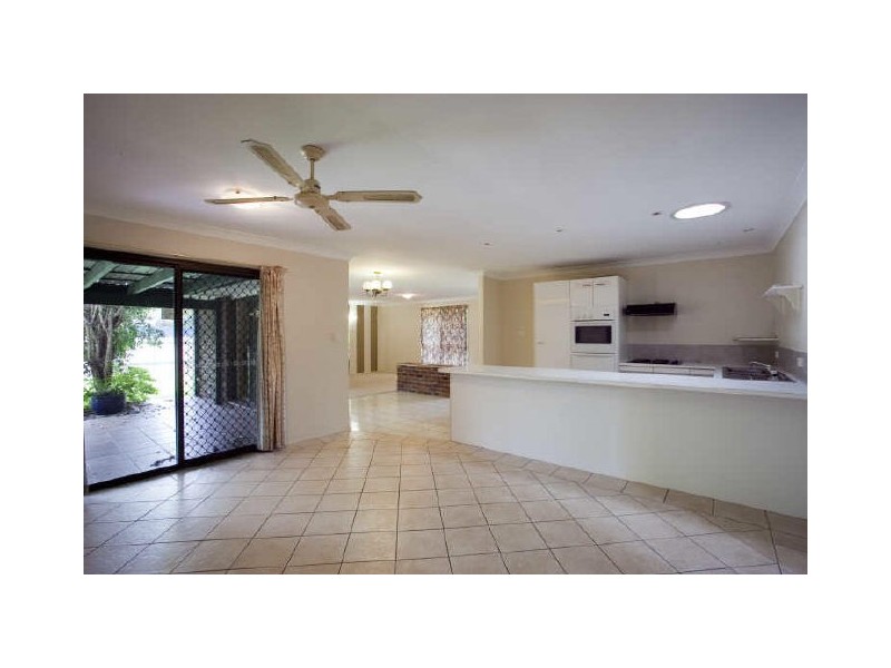 5 Bluestone Drive, Carrara QLD 4211