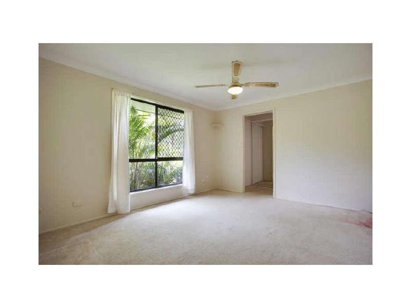 5 Bluestone Drive, Carrara QLD 4211