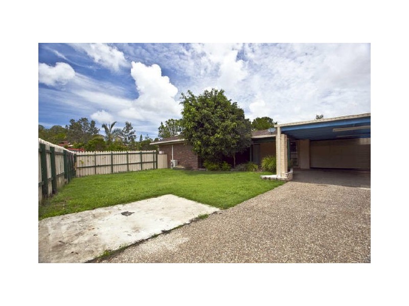 5 Bluestone Drive, Carrara QLD 4211