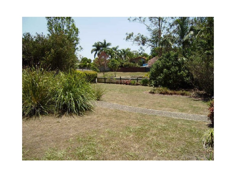 5 Bluestone Drive, Carrara QLD 4211