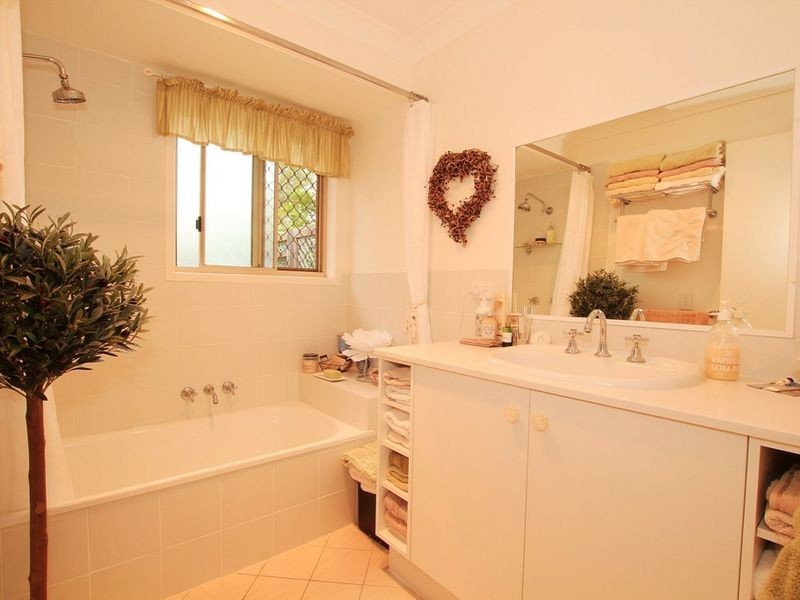 Merrimac QLD 4226