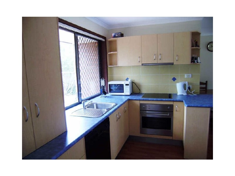 1/3 Elm Court, Labrador QLD 4215