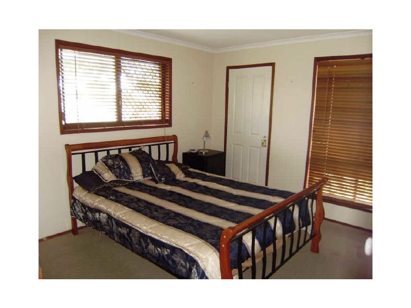 1/3 Elm Court, Labrador QLD 4215