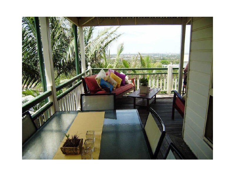 6 Ardrossan Place, Highland Park QLD 4211