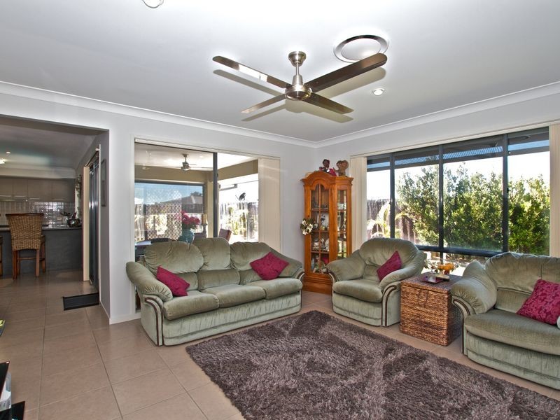 14 Abbey Rose Way, Nerang QLD 4211