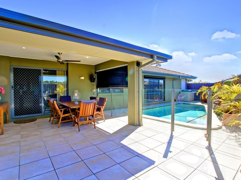 14 Abbey Rose Way, Nerang QLD 4211