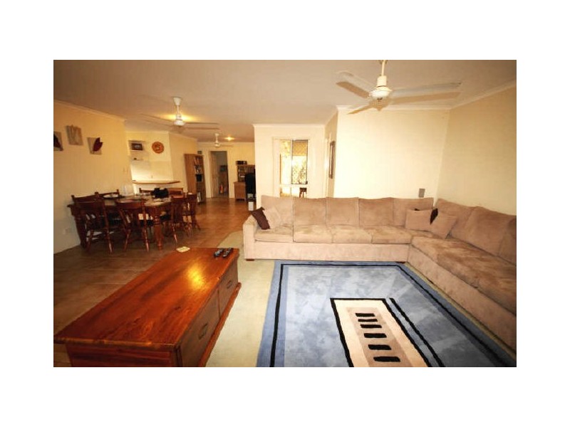 22 Rossmore Street, Nerang QLD 4211